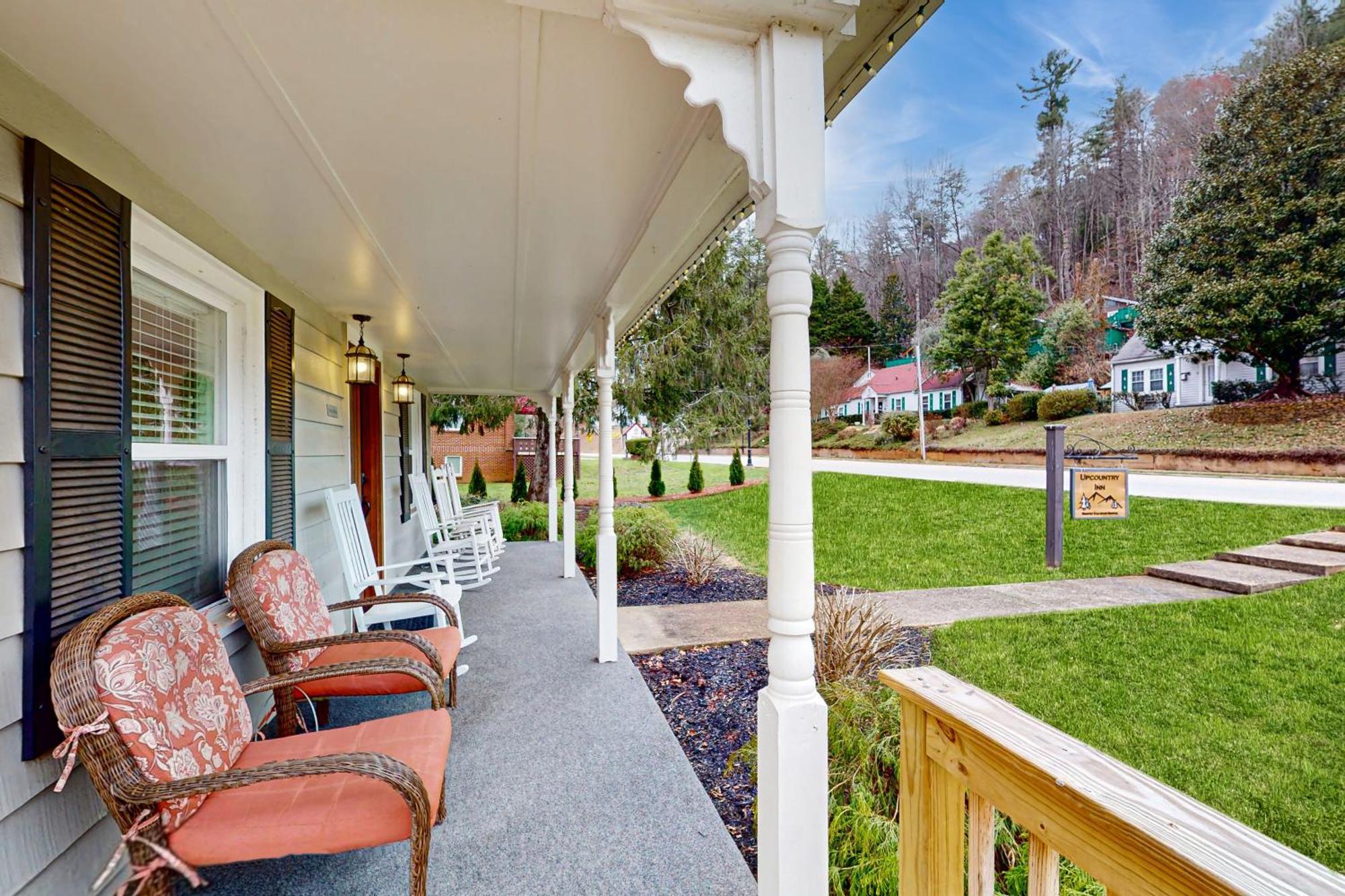 Upcountry Inn Хелен Номер фото
